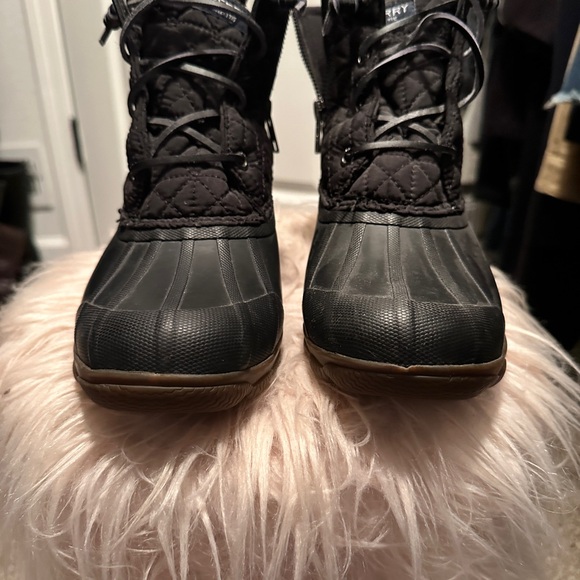 Sperry duck boots, size 7. No box, smoke free home. - Picture 5 of 7